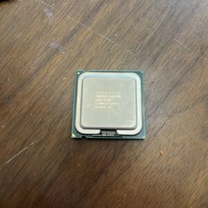Intel Pentium Dual Core E5200 SLAY7 2.5GHz FSB-1000 MHz Socket 775 Processor